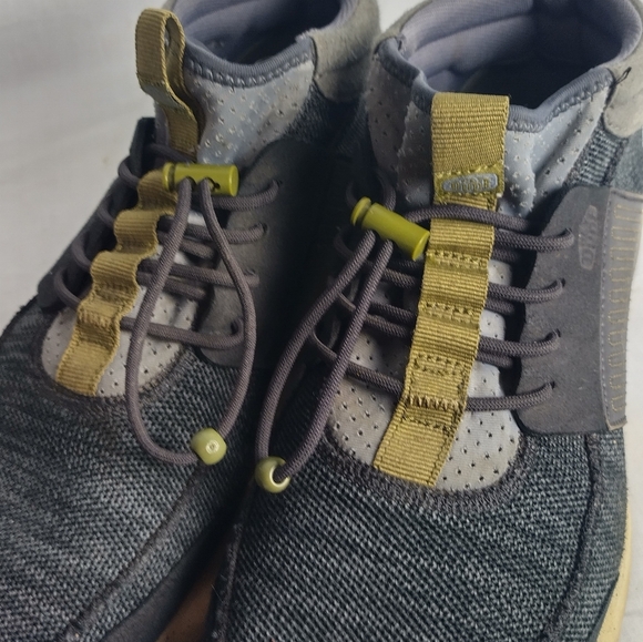 Hey Dude Men's Hightops Trail Blazers Size 12 Ultra Grip - Picture 4 of 16